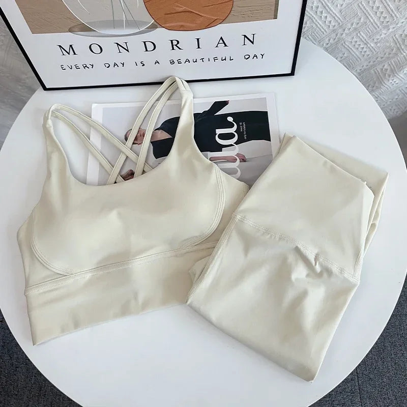 set da yoga a 2 pezzi Tuta da fitness traspirante Cross Back Yoga Top Pantaloni da yoga con culo pesca Pilates Tuta da fitness da corsa