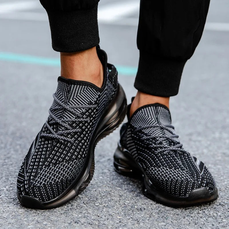 Scarpe da corsa da uomo comode scarpe da uomo casual antiscivolo traspiranti con suola spessa scarpe sportive stringate leggere in morbida rete da uomo