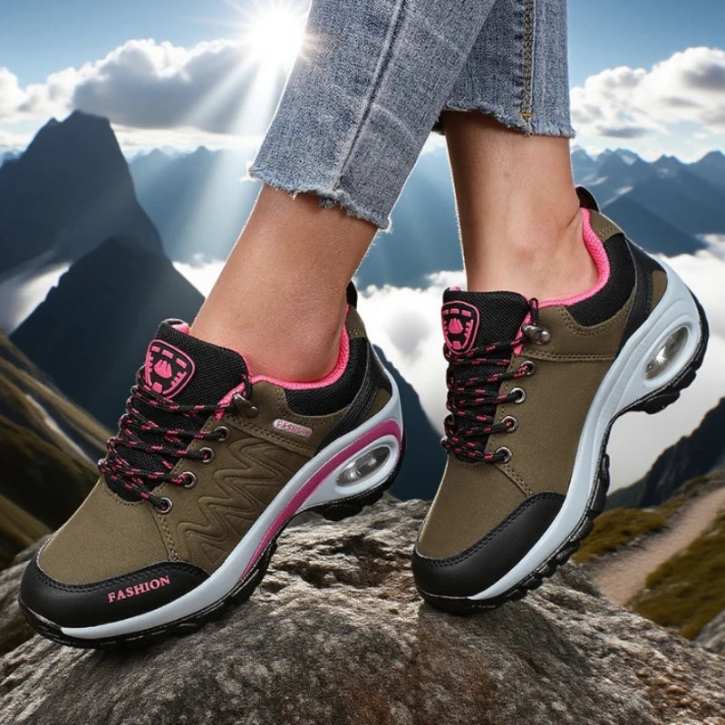 Scarpe con plateau da donna Scarpe da trekking da esterno di colore classico impermeabili Scarpe da ginnastica da donna da campeggio basse casual antiscivolo alla moda