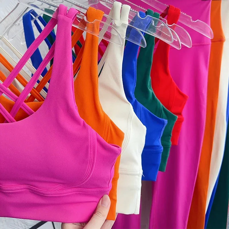 set da yoga a 2 pezzi Tuta da fitness traspirante Cross Back Yoga Top Pantaloni da yoga con culo pesca Pilates Tuta da fitness da corsa