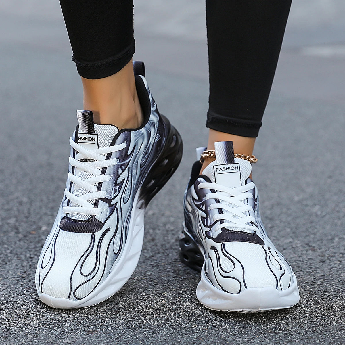 Sneaker da donna Scarpe da corsa Scarpe sportive da tennis traspiranti con suola spessa per donna